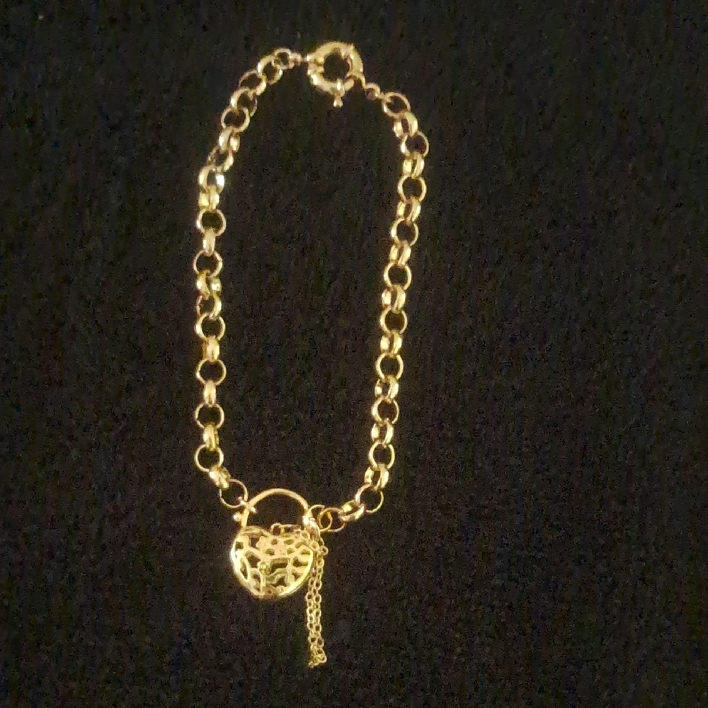 Gold Classic Chain Link Bracelet